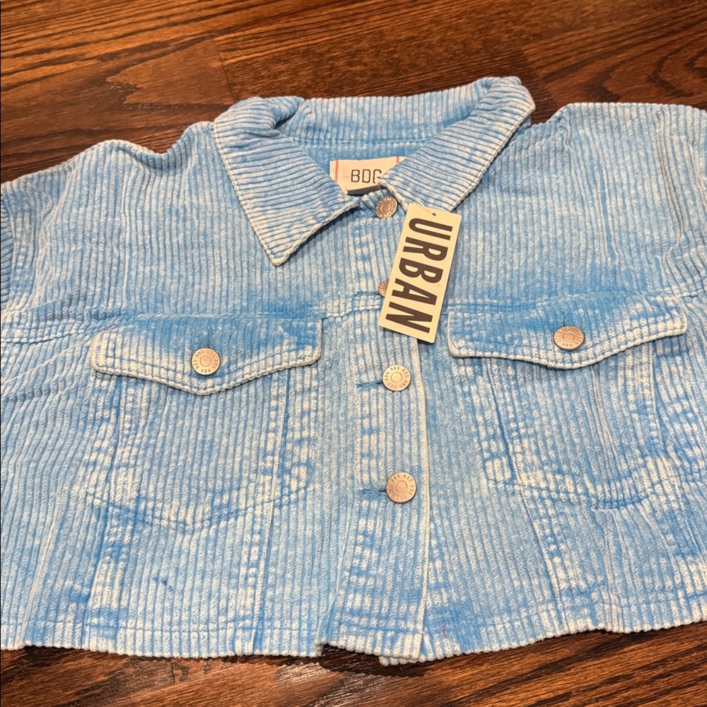 **NWT** Urban Outfitters Corduroy Cropped Jacket - Picture 4 of 5